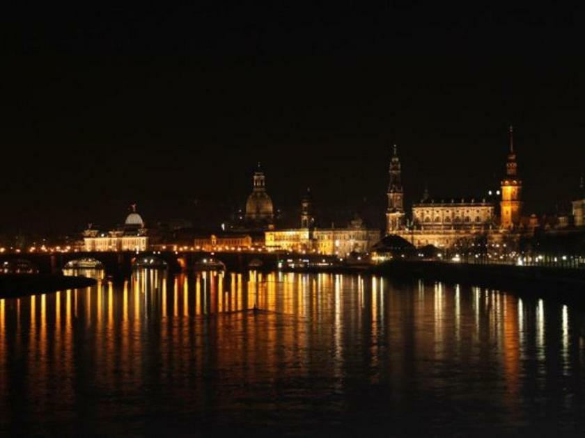 Exklusive Ferienwohnung An Der Elbe Dresden Exterior photo